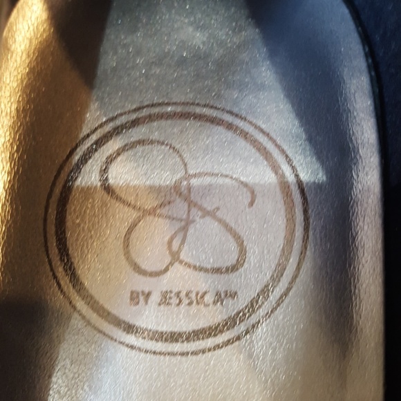 Jessica Simpson heels - Picture 6 of 8